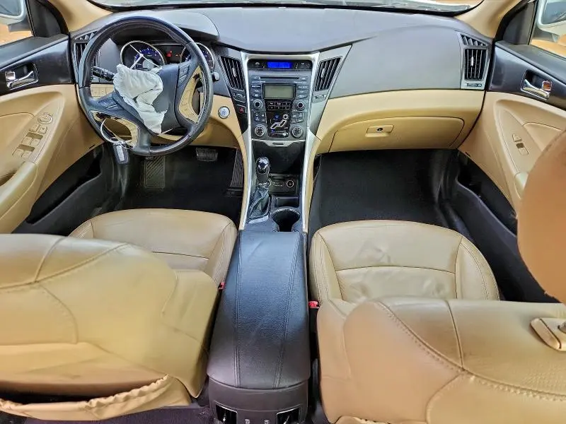 2012 HYUNDAI SONATA SE  