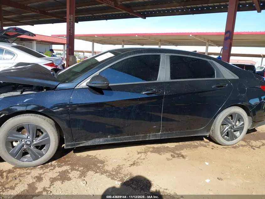 2022 HYUNDAI ELANTRA SEL