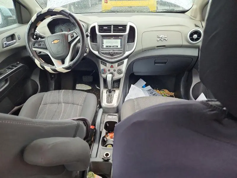 2017 CHEVROLET SONIC LT  