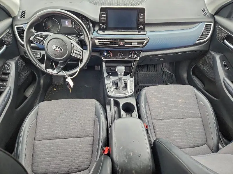 2021 KIA SELTOS S  