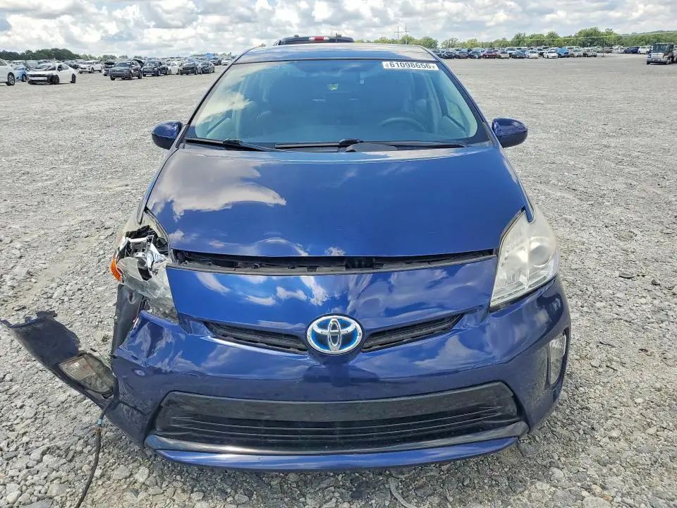 2013 TOYOTA PRIUS THREE  