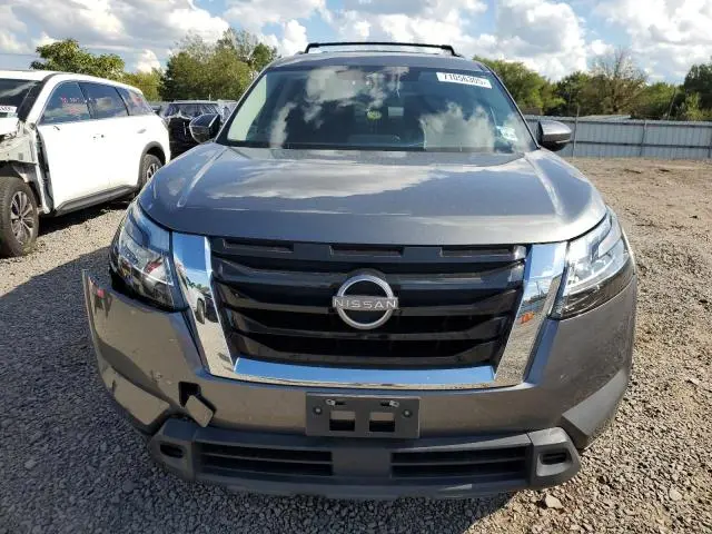 2022 NISSAN PATHFINDER SV  