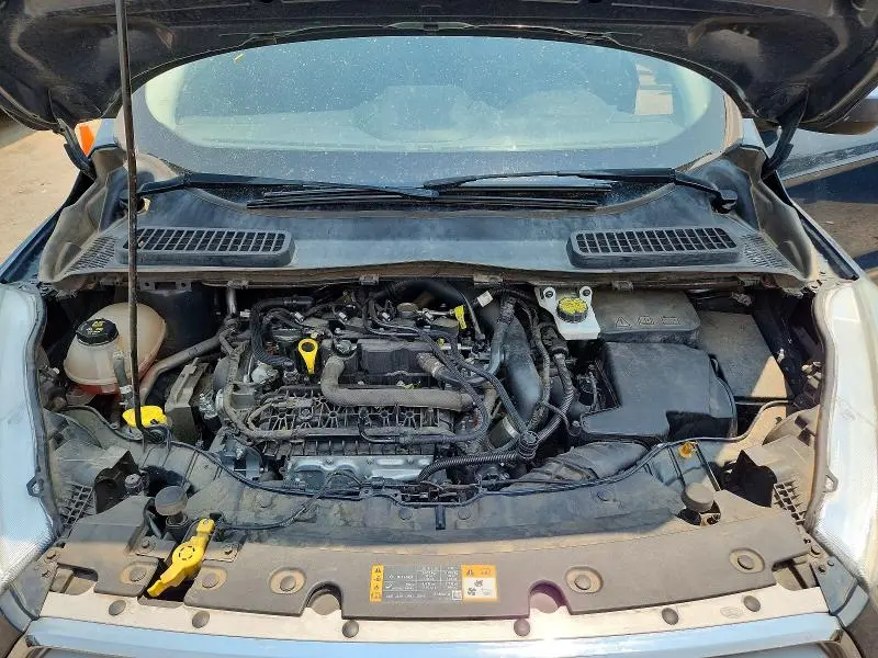 2019 FORD ESCAPE SE  