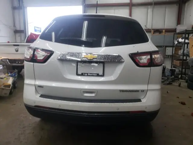 2016 CHEVROLET TRAVERSE LT  