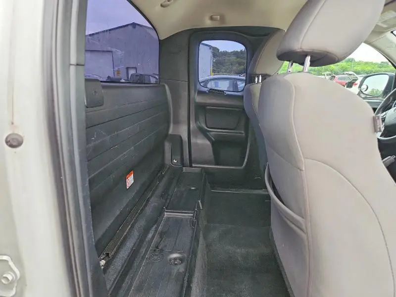 2016 TOYOTA TACOMA SR  