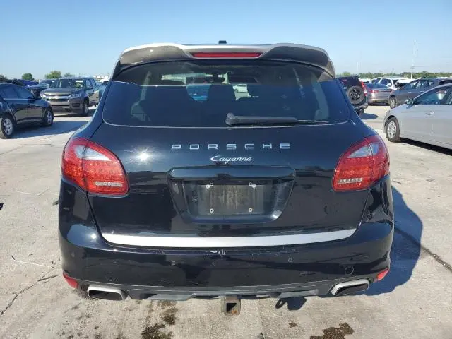 2014 PORSCHE CAYENNE   