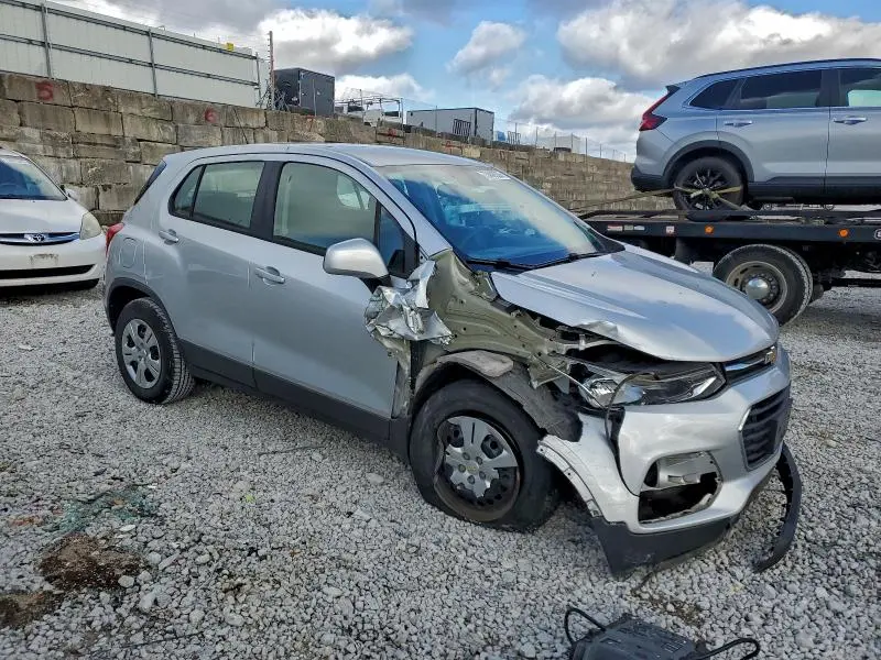 2017 CHEVROLET TRAX LS  