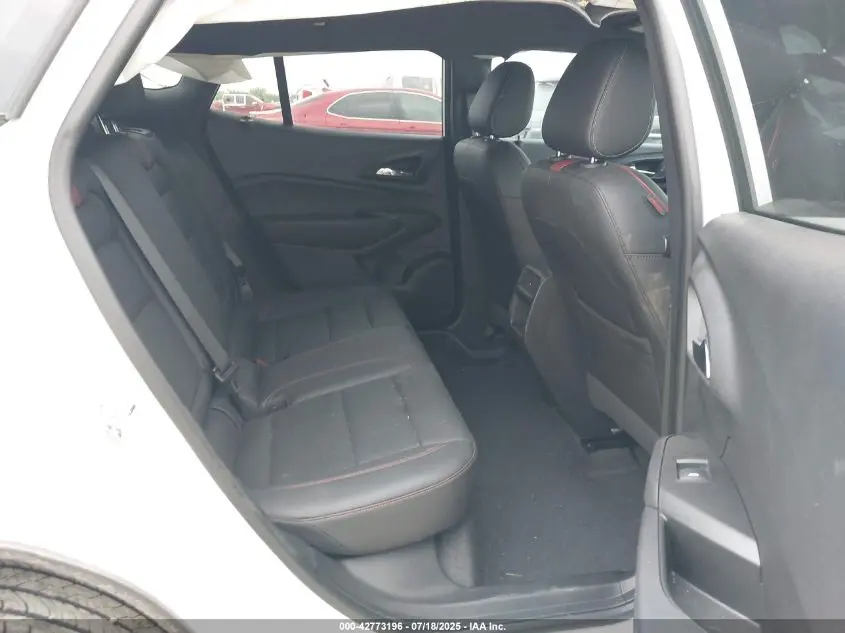 2025 CHEVROLET TRAX FWD 2RS