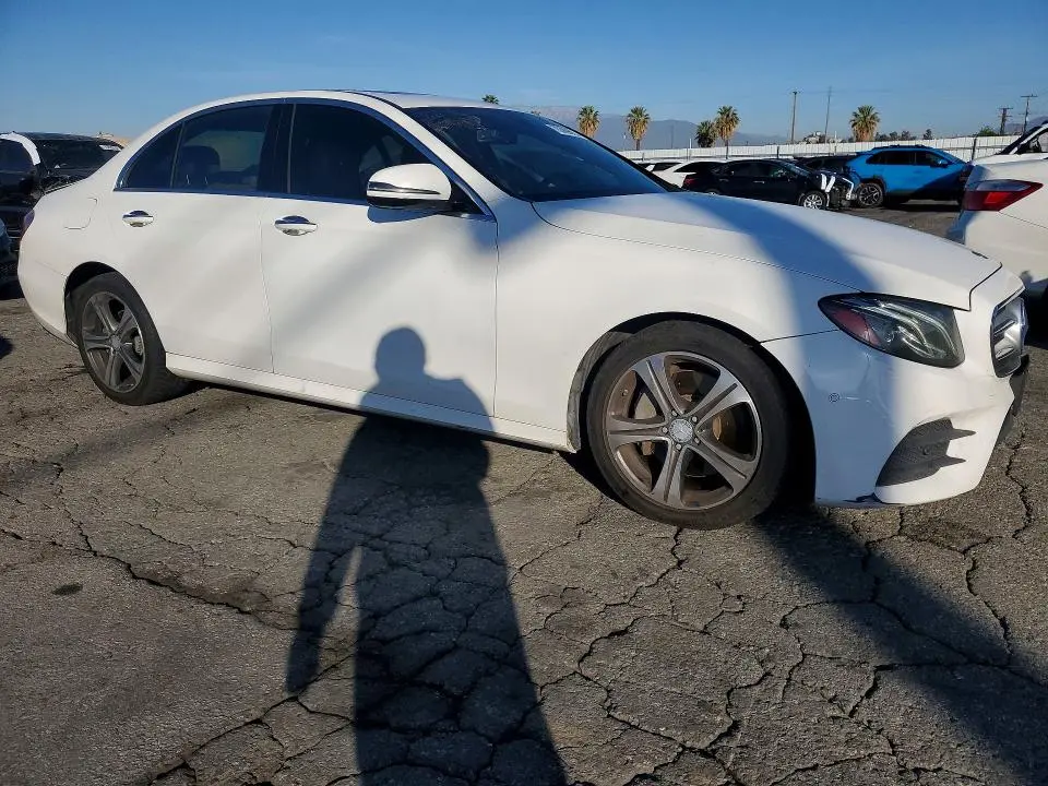 2017 MERCEDES-BENZ E 300 4MATIC  