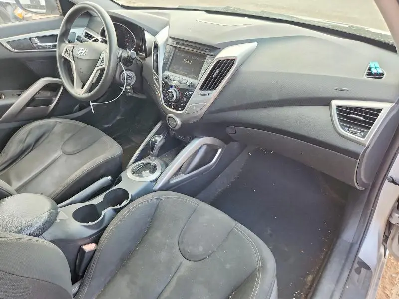 2012 HYUNDAI VELOSTER BASE  