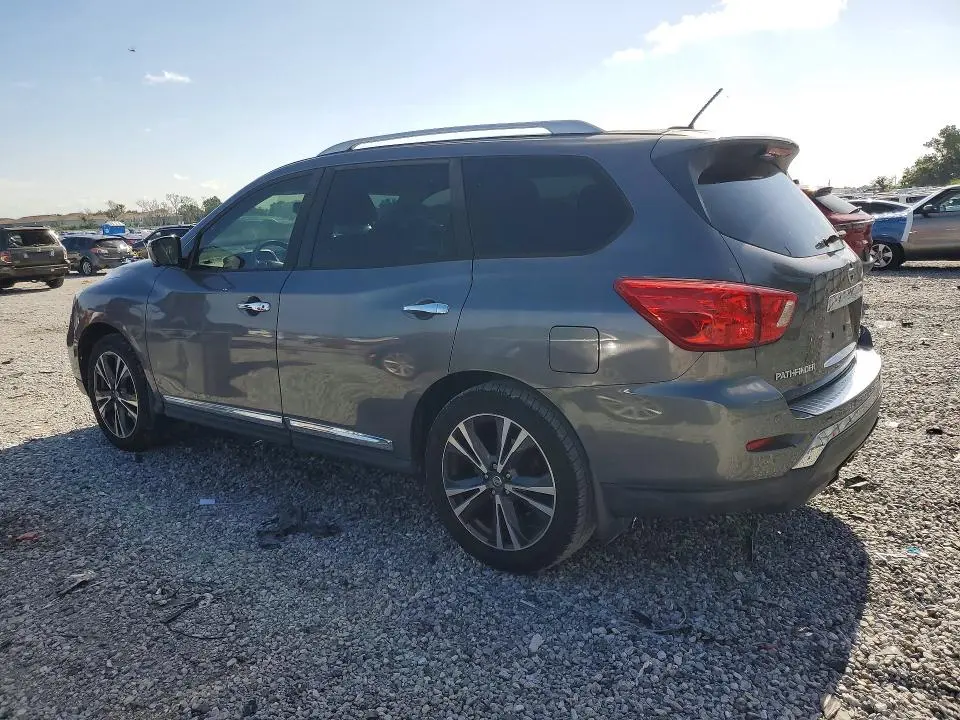 2017 NISSAN PATHFINDER PLATINUM  