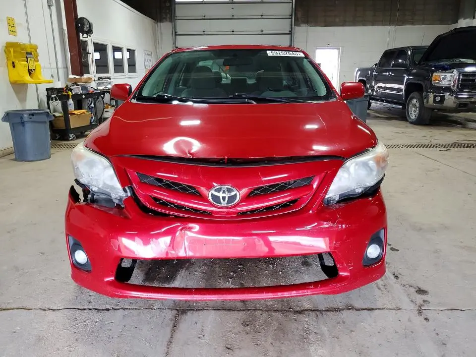 2011 TOYOTA COROLLA LE  
