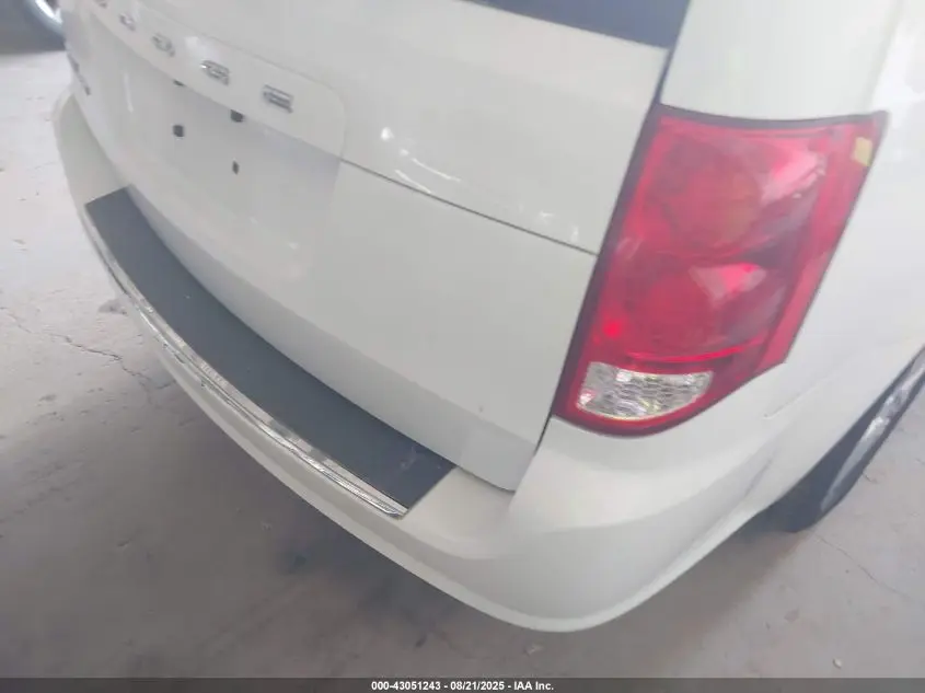 2014 DODGE GRAND CARAVAN SE