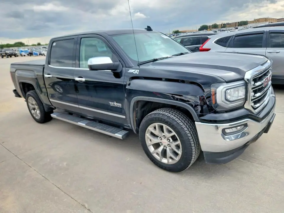 2018 GMC SIERRA K1500 SLT  