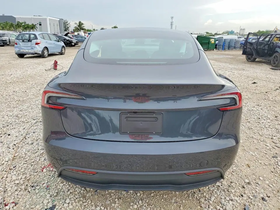 2026 TESLA MODEL 3   