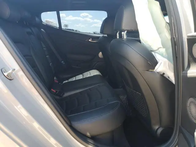 2022 KIA STINGER GT2  