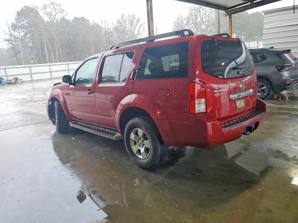 2011 NISSAN PATHFINDER S  