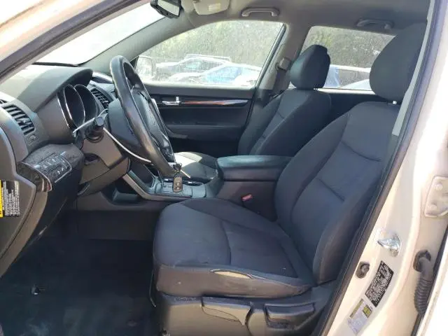 2011 KIA SORENTO BASE  
