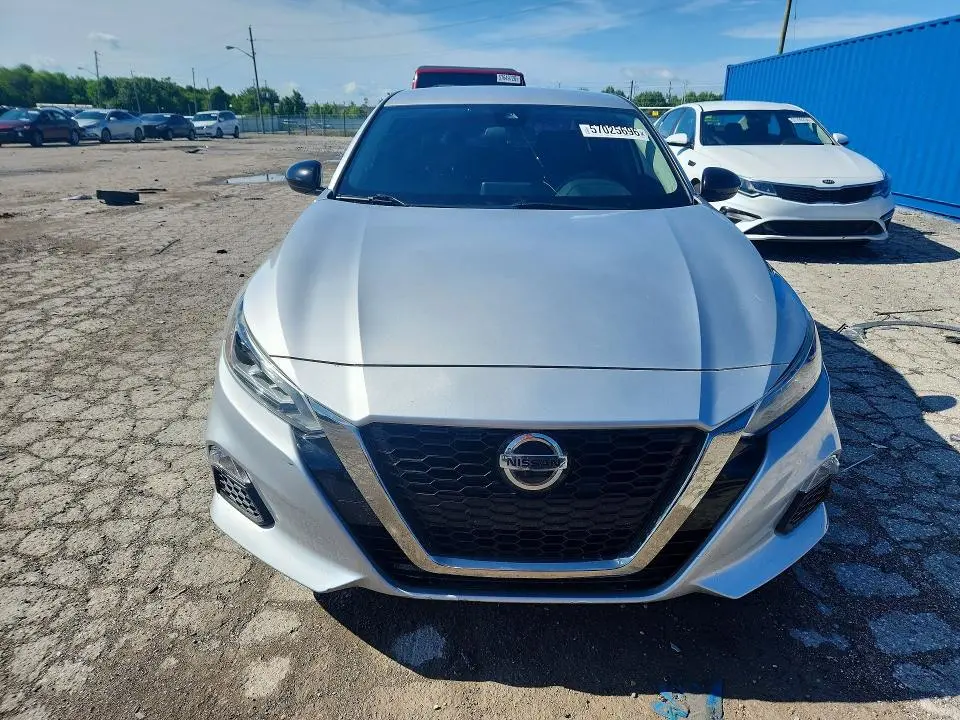2020 NISSAN ALTIMA SR  