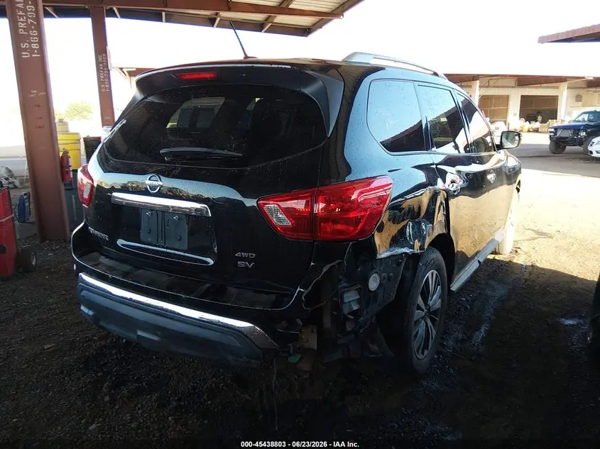 2017 NISSAN PATHFINDER SV