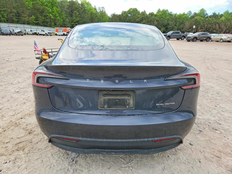 2024 TESLA MODEL 3   