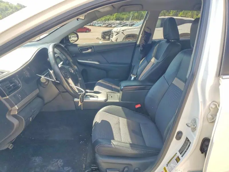 2013 TOYOTA CAMRY SE  