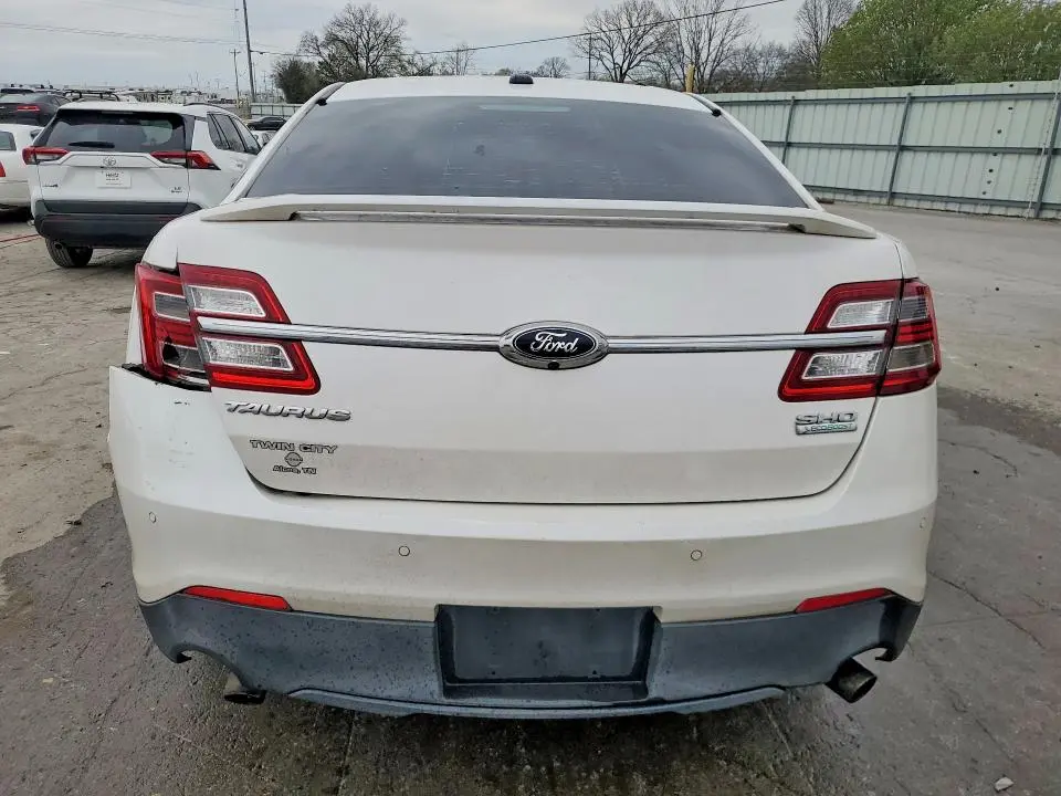 2015 FORD TAURUS SHO  