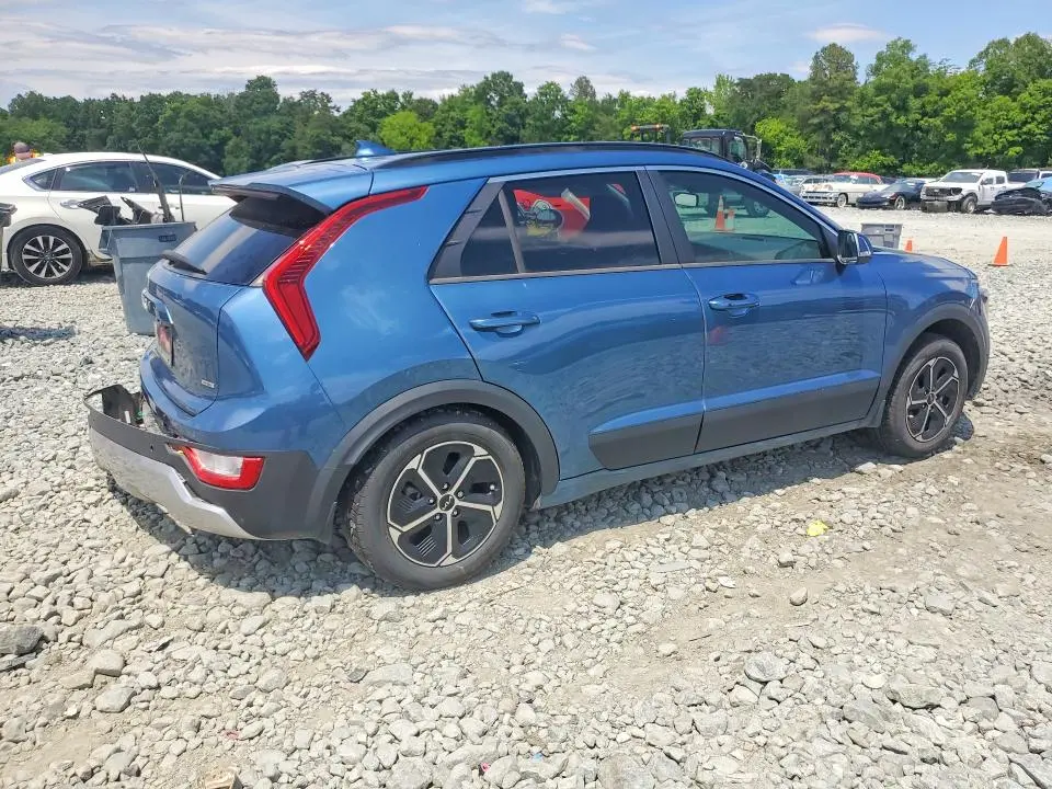 2024 KIA NIRO EX  