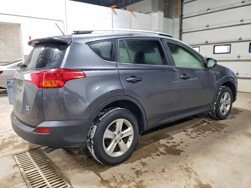 2014 TOYOTA RAV4 XLE  