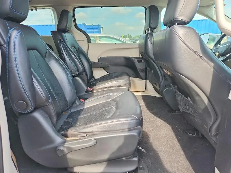 2021 CHRYSLER PACIFICA HYBRID TOURING L  