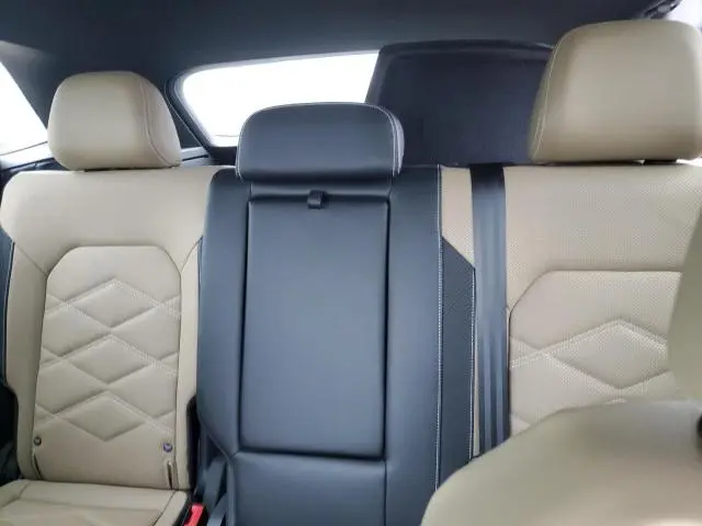 2024 VOLKSWAGEN ATLAS CROSS SPORT SE  