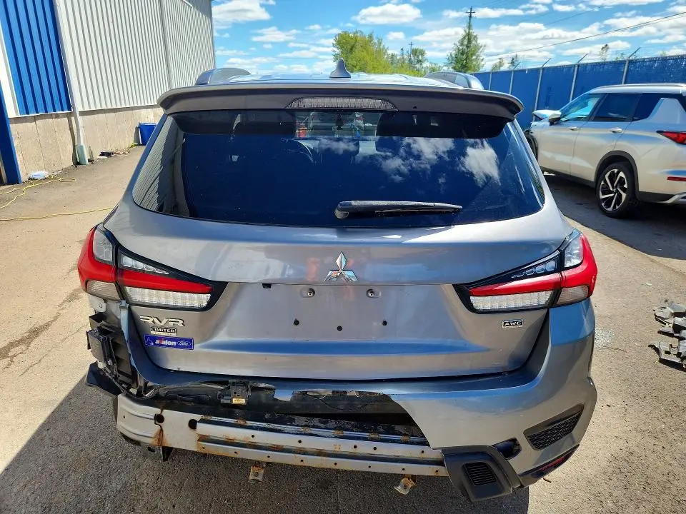 2020 MITSUBISHI RVR SE  