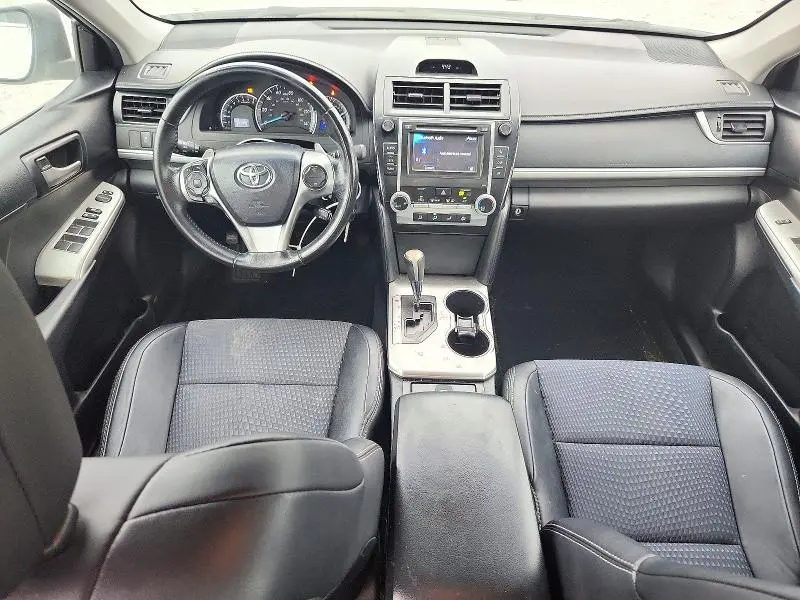 2013 TOYOTA CAMRY SE  