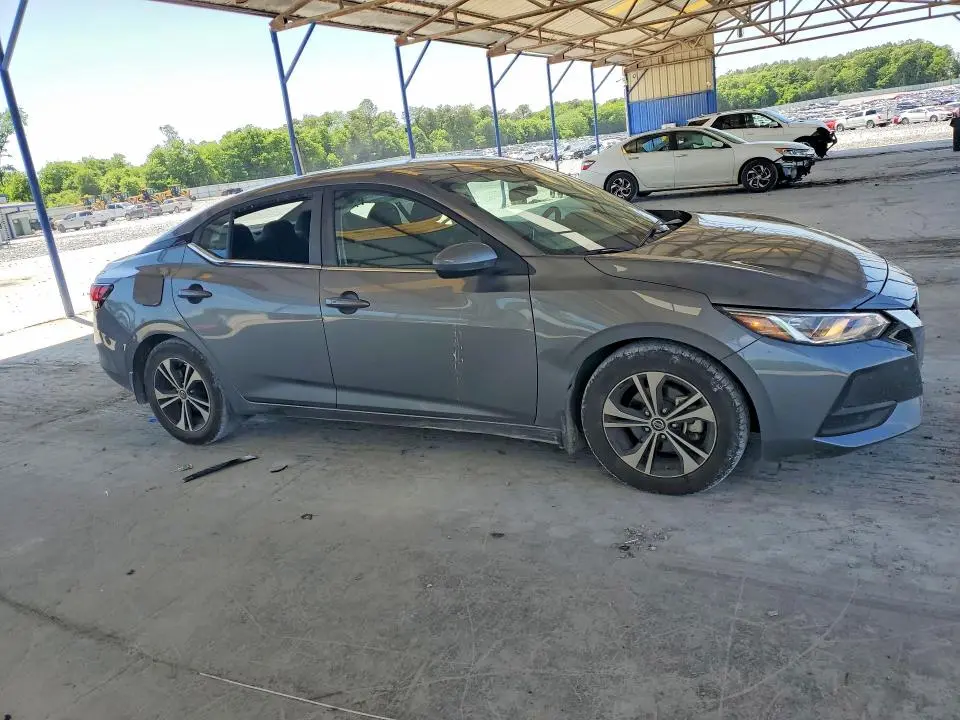 2022 NISSAN SENTRA SV  