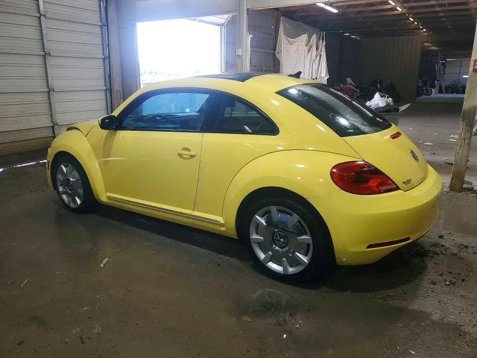 2013 VOLKSWAGEN BEETLE   