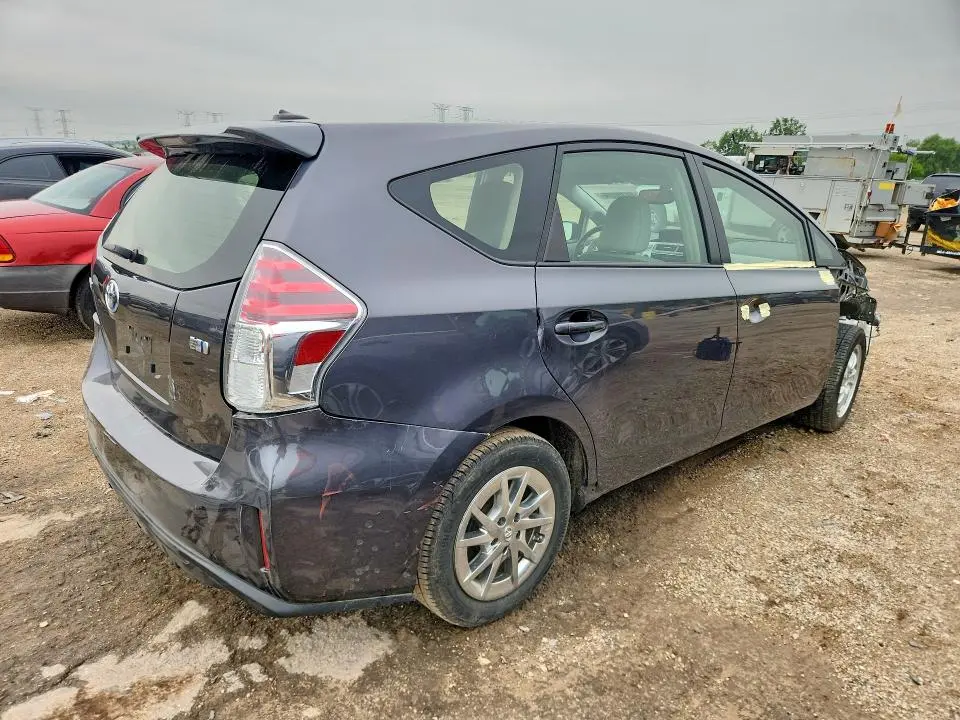 2015 TOYOTA PRIUS V FOUR  