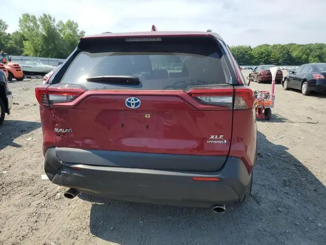 2019 TOYOTA RAV4 XLE  