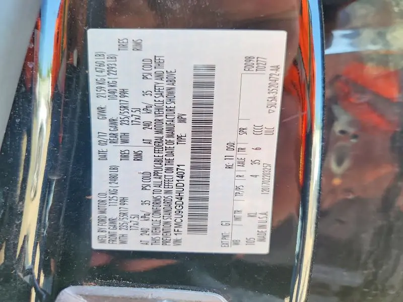 2017 FORD ESCAPE SE  