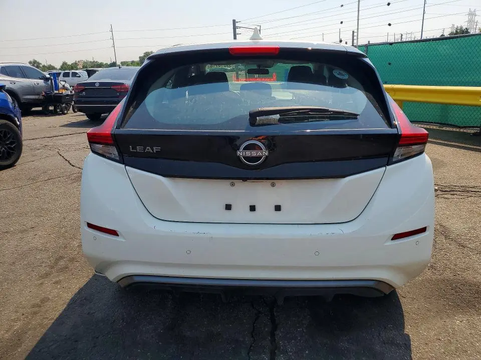 2025 NISSAN LEAF S  