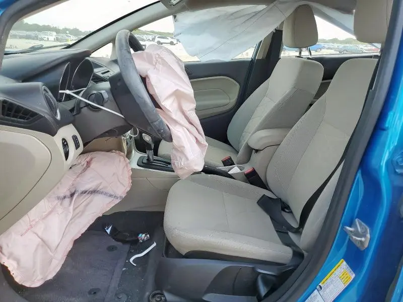 2016 FORD FIESTA SE  
