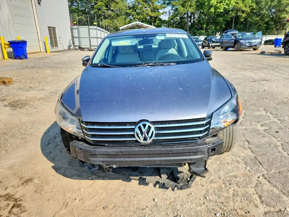 2014 VOLKSWAGEN PASSAT S  