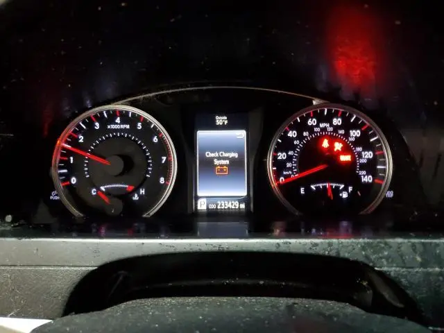 2015 TOYOTA CAMRY LE  