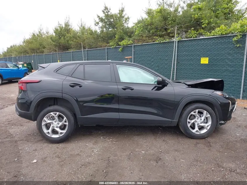 2025 CHEVROLET TRAX FWD LS