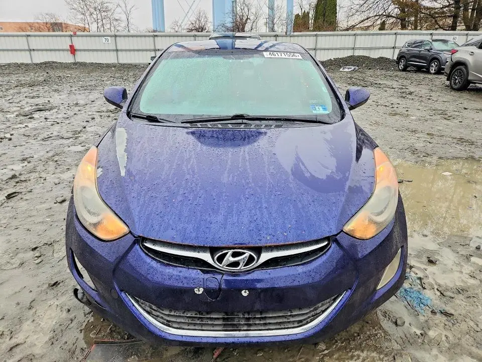 2012 HYUNDAI ELANTRA GLS  