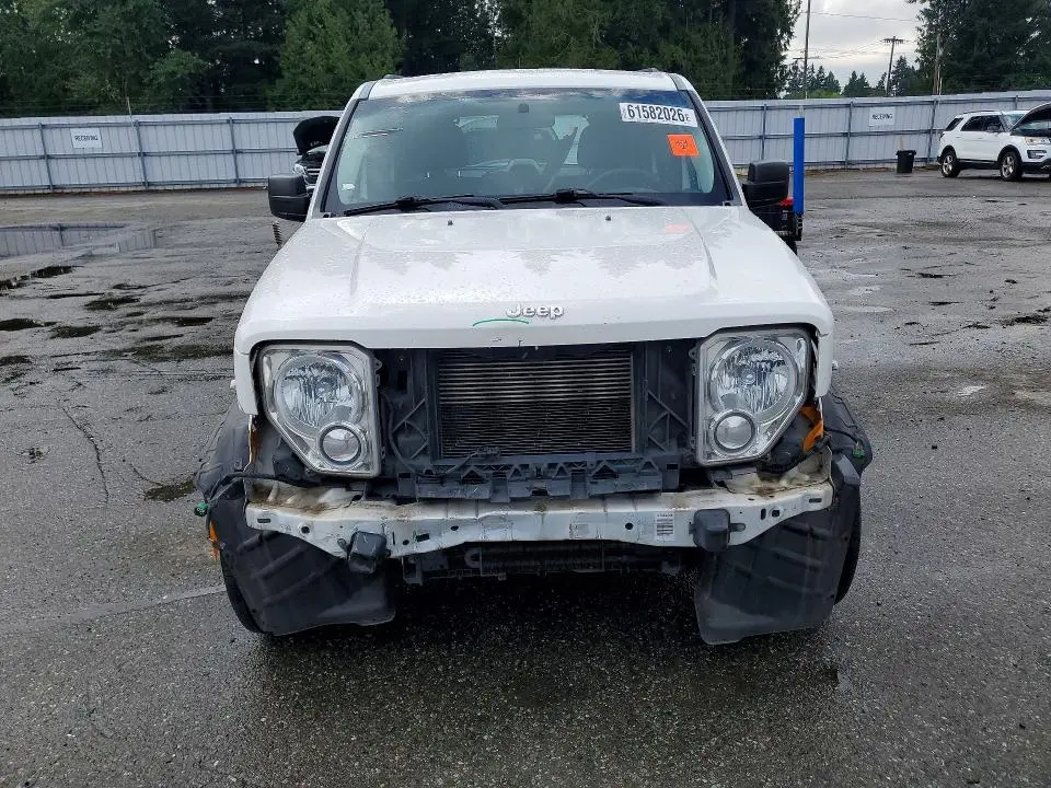 2010 JEEP LIBERTY SPORT  
