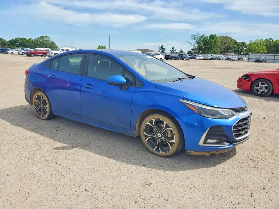 2019 CHEVROLET CRUZE LT  