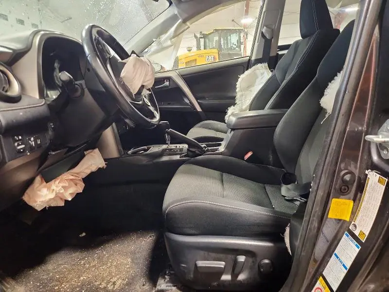 2018 TOYOTA RAV4 XLE  