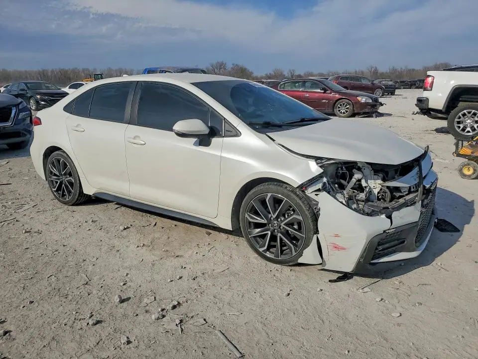 2020 TOYOTA COROLLA SE  