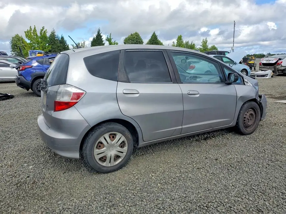 2010 HONDA FIT   