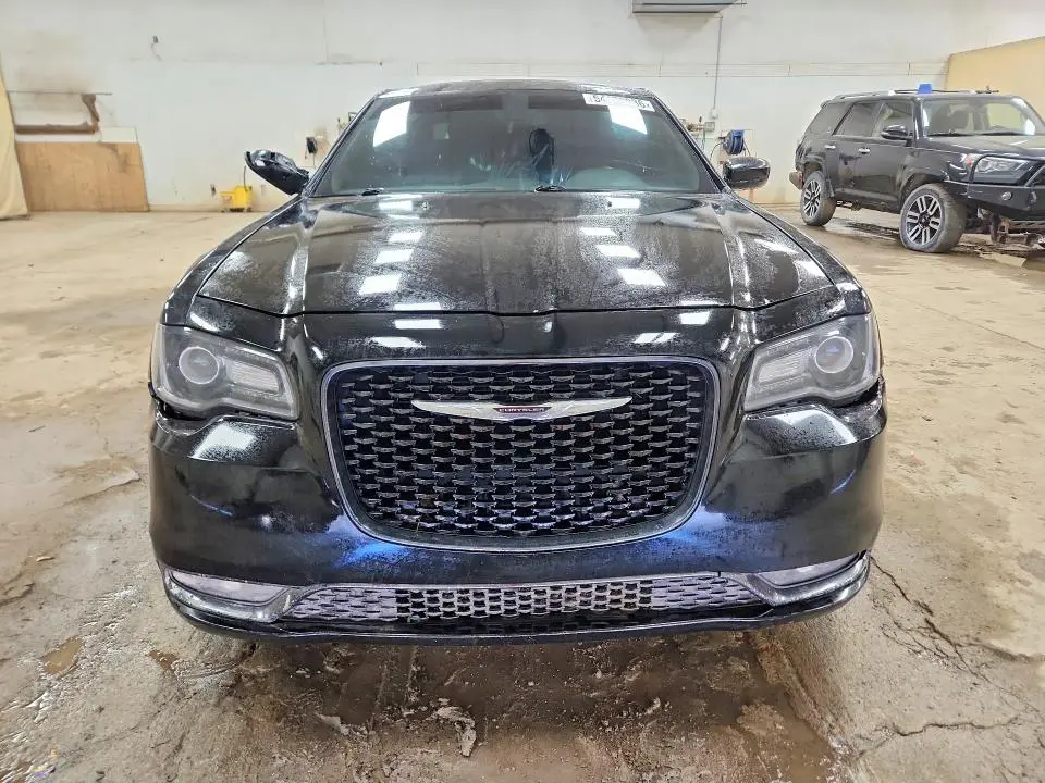 2016 CHRYSLER 300 S  